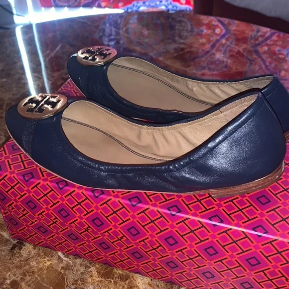 Tory Burch, womens shoes, size 8.5 - Picture 4 of 6